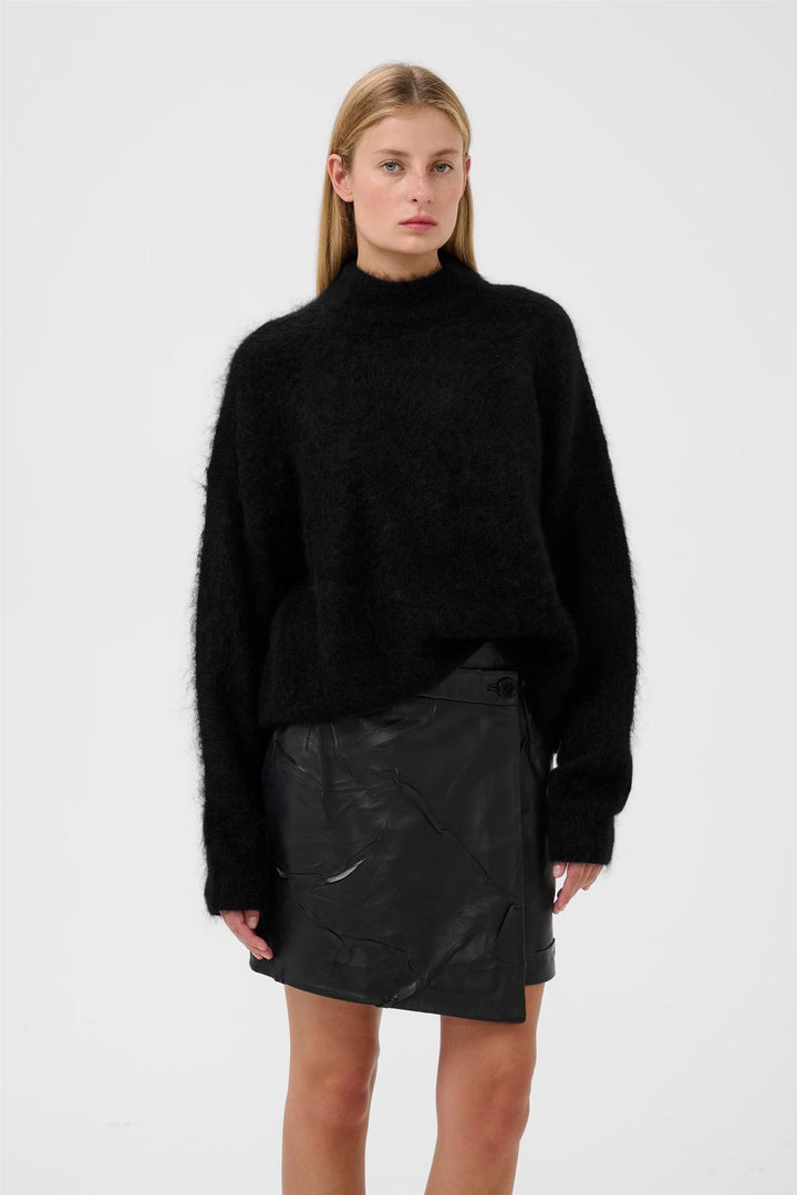 DEBBIEGZ PULLOVER  Black