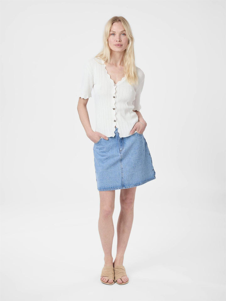 LARIFA  White