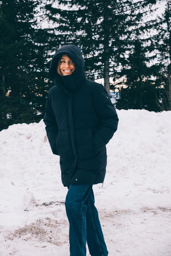 Noon II  Midnight Blue