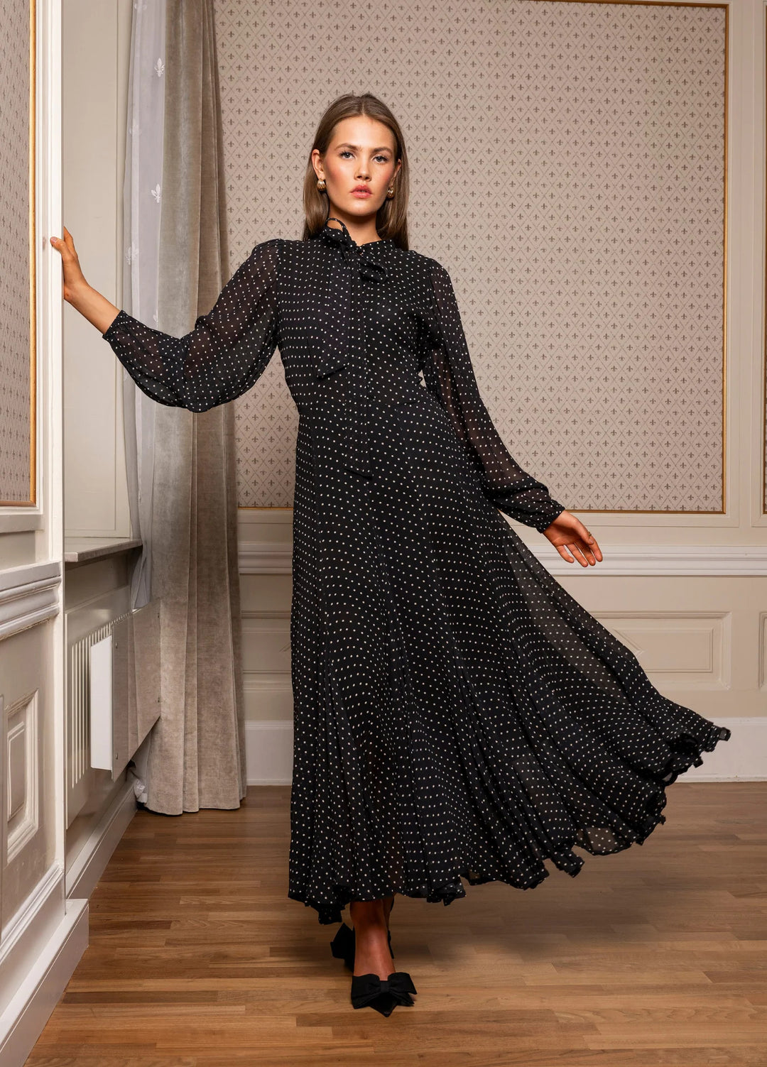 Daniella Dress  London