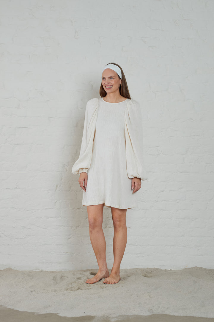 VALERIA Crinkled  Cream