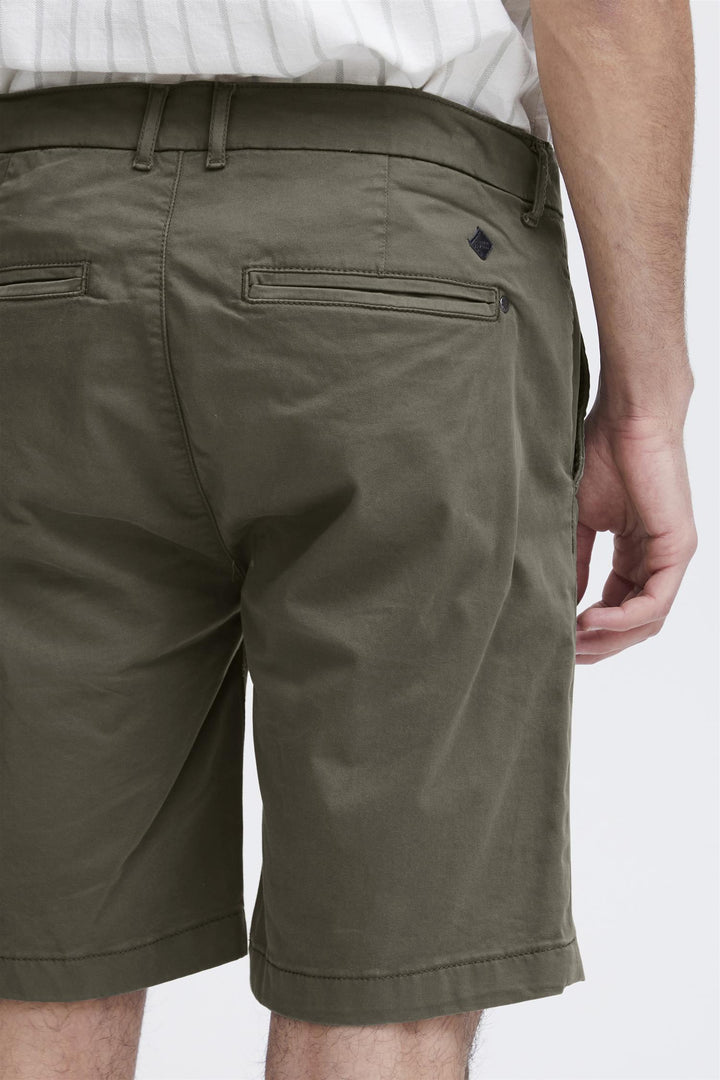 ALLAN chino shorts  Grape Leaf