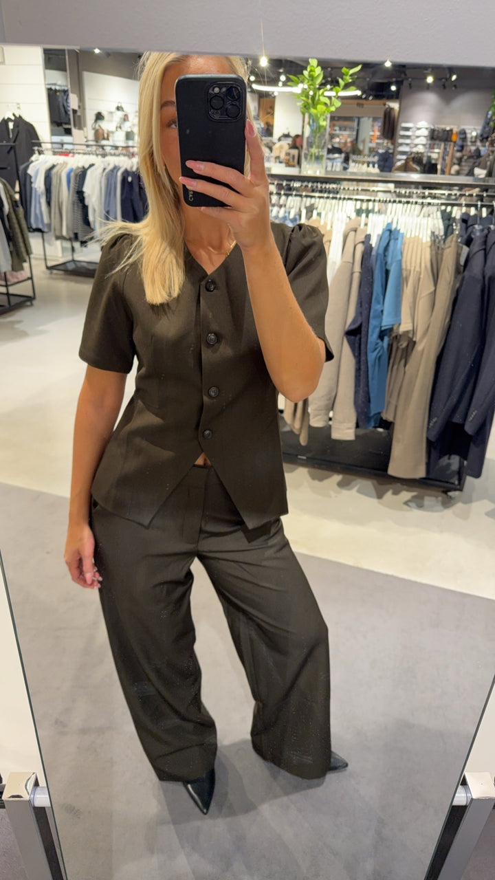 Jules Structure Blouse  Dark Brown