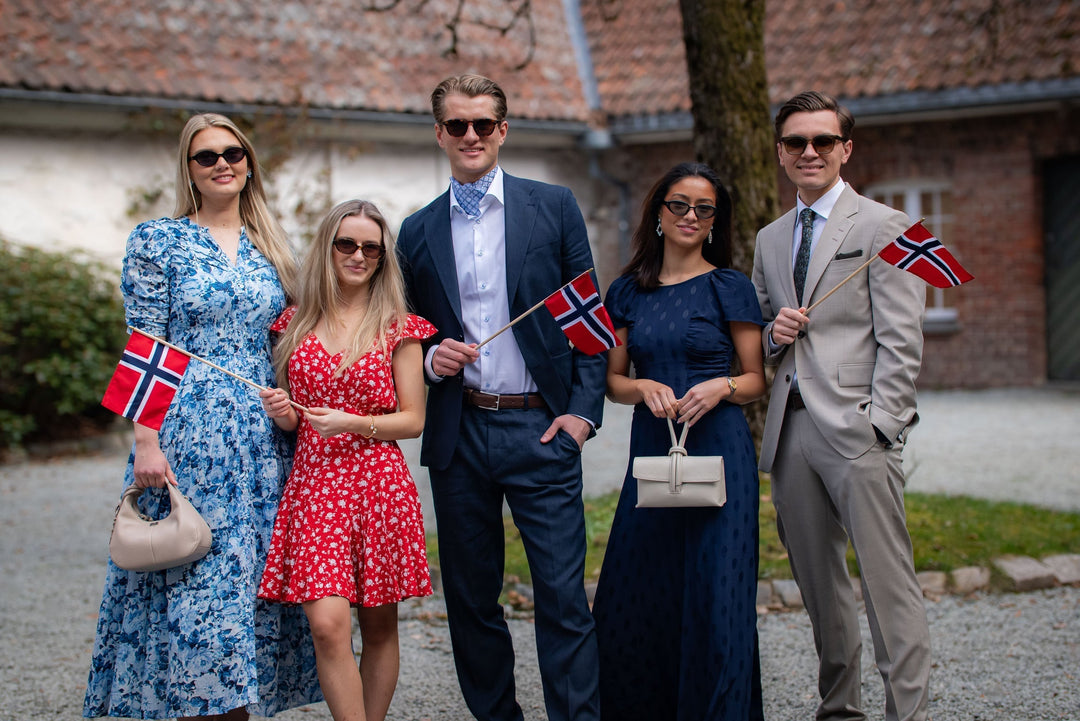 Festantrekk til hele familien🇳🇴🥂