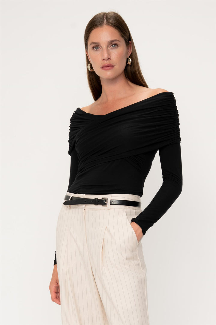 Boxus  Black
