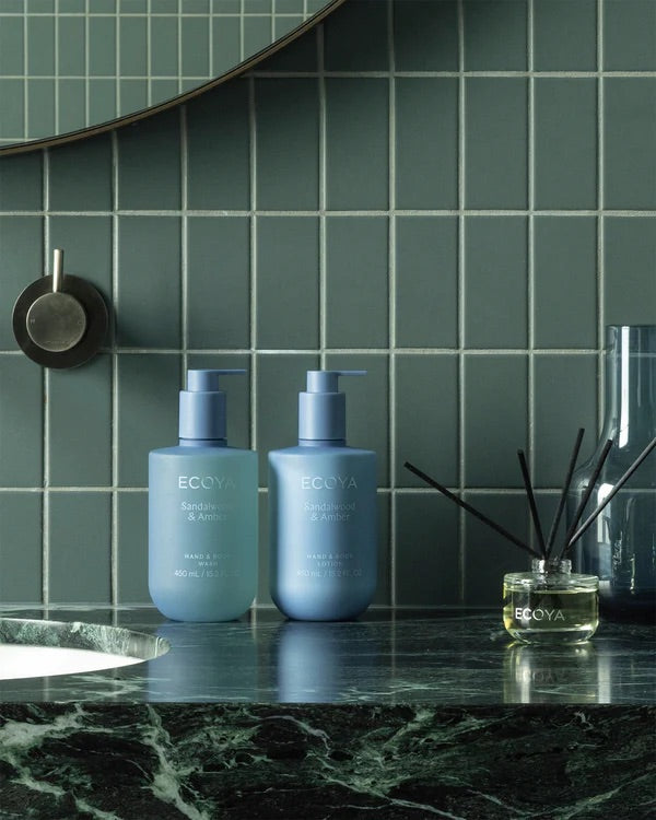 HAND & BODY WASH  Sandalwood & Amber