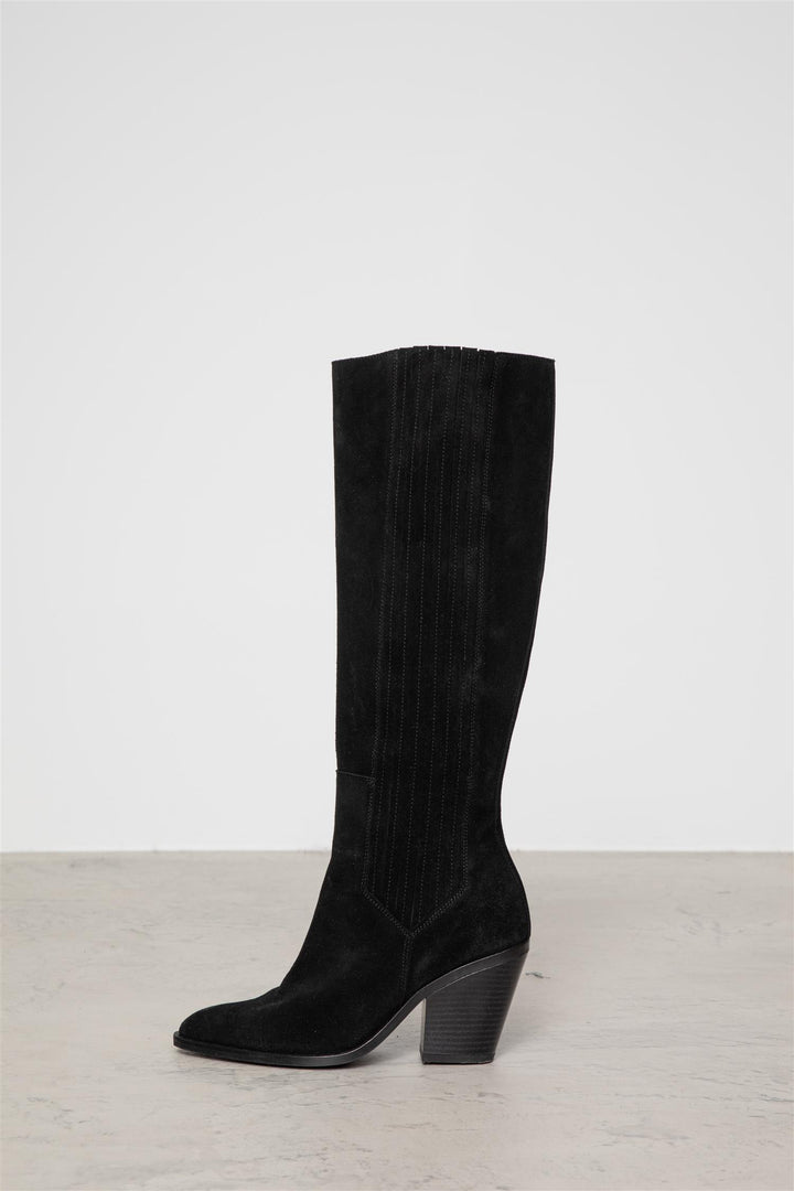 Wilma Knee Boot  Black Suede