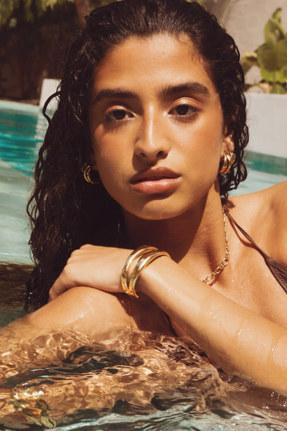 The Curved Bangle  Gold