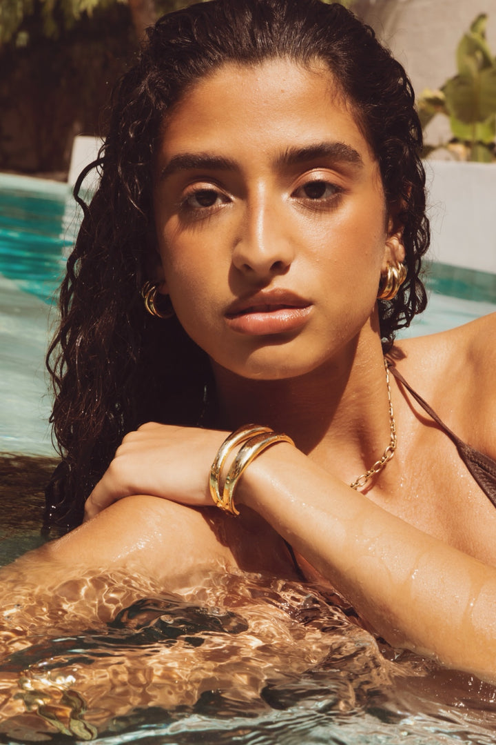 The Curved Bangle  Gold