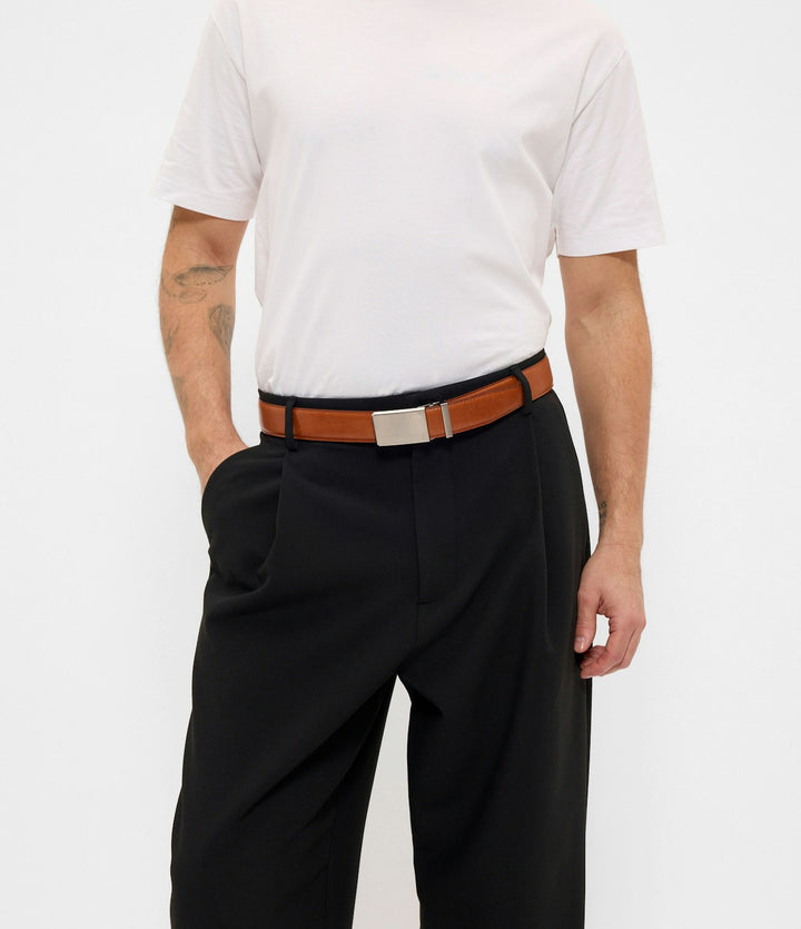 MORAS  Brown