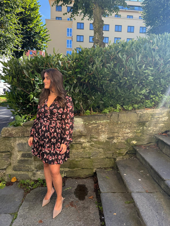 Noor Dress  Le Fleurs