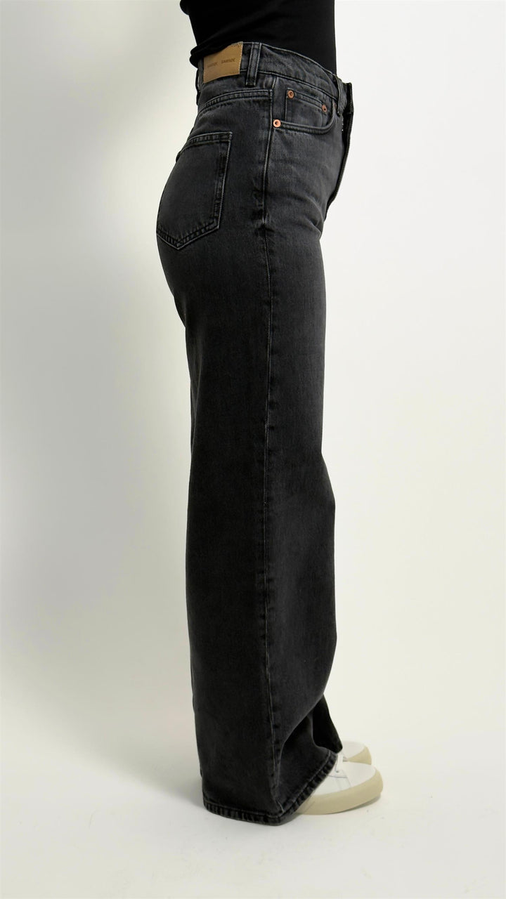 Rebecca Jeans 14605  Black Blizzard