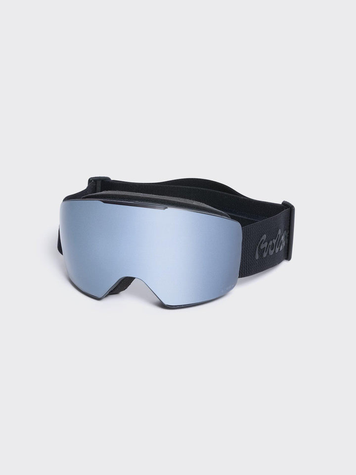 Connor X Holzweiler  Black