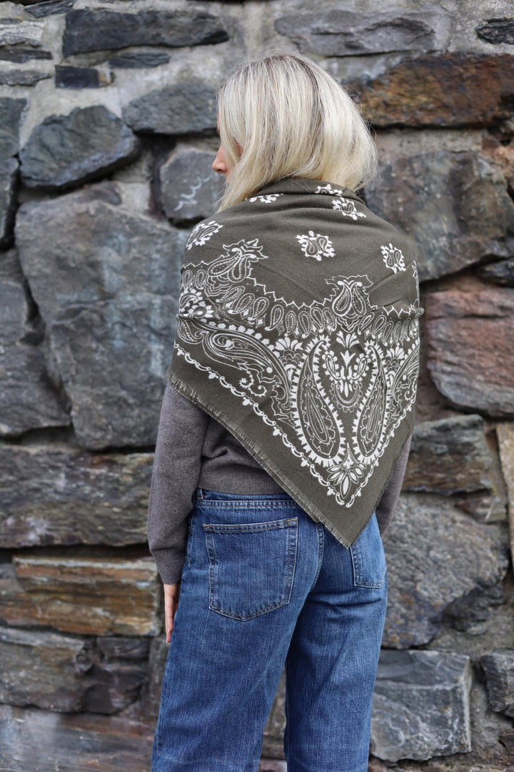 Dame skjerf paisley 110x110  Grønn
