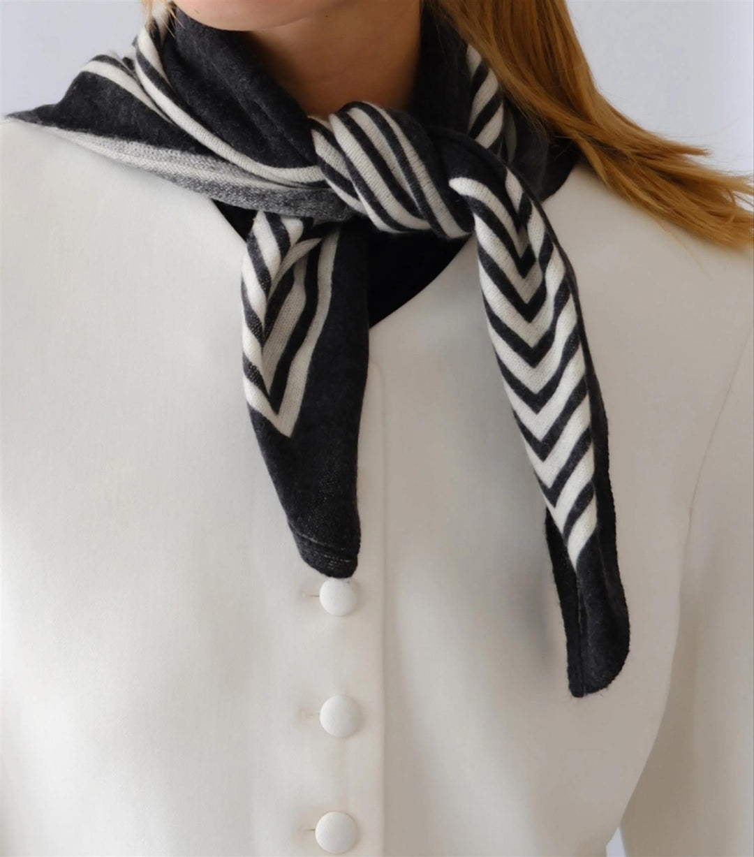 CASHMERE STRIPED SCARF  Black
