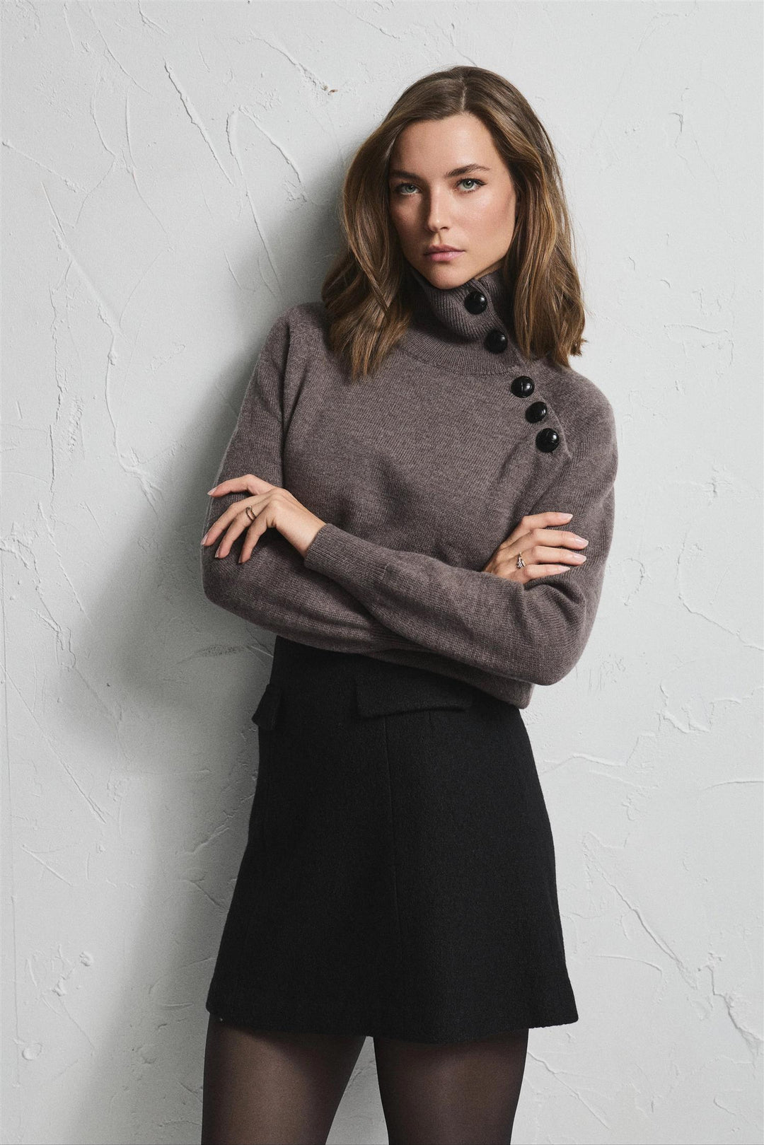 MADELEINE  Black