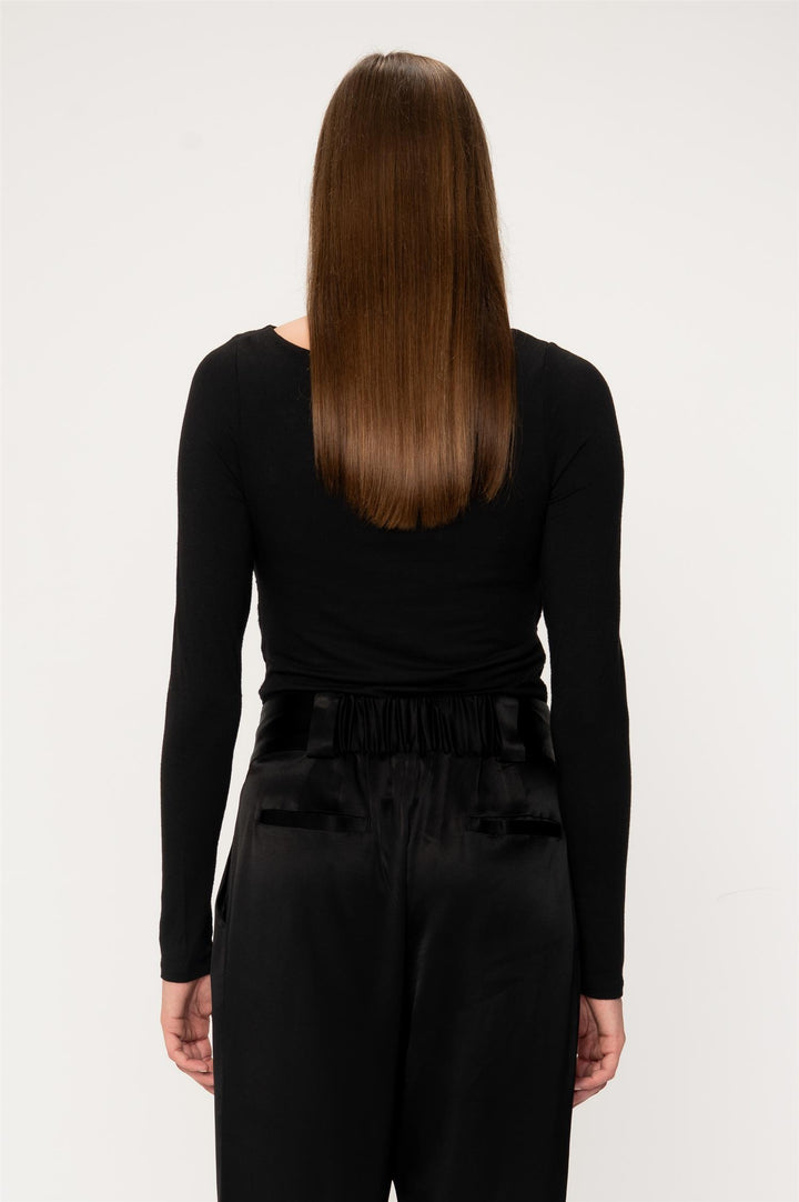 Sabik  Black
