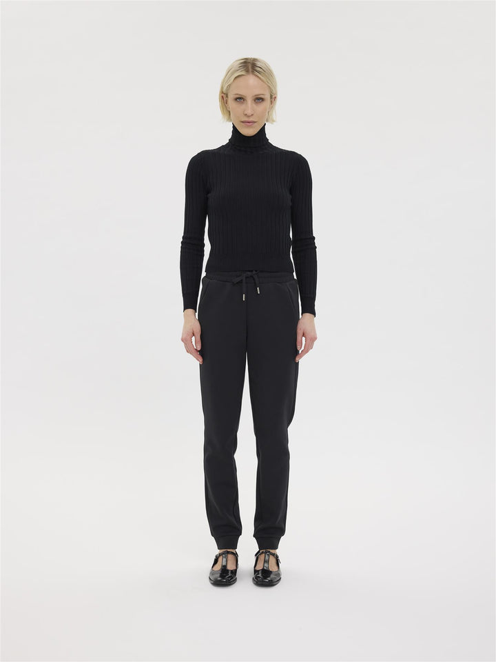 Josephinefv 230  Black Jersey