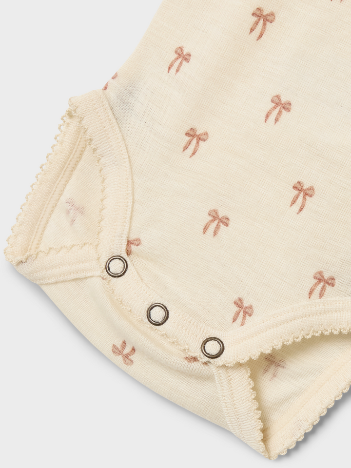 NBFNALU LS WO/MO SLIM BODY LIL NOOS  Offwhite