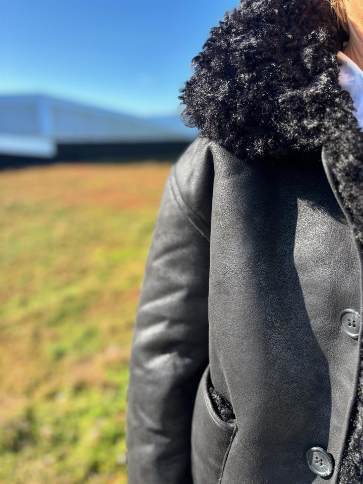 Mia Reversible Jacket  Black