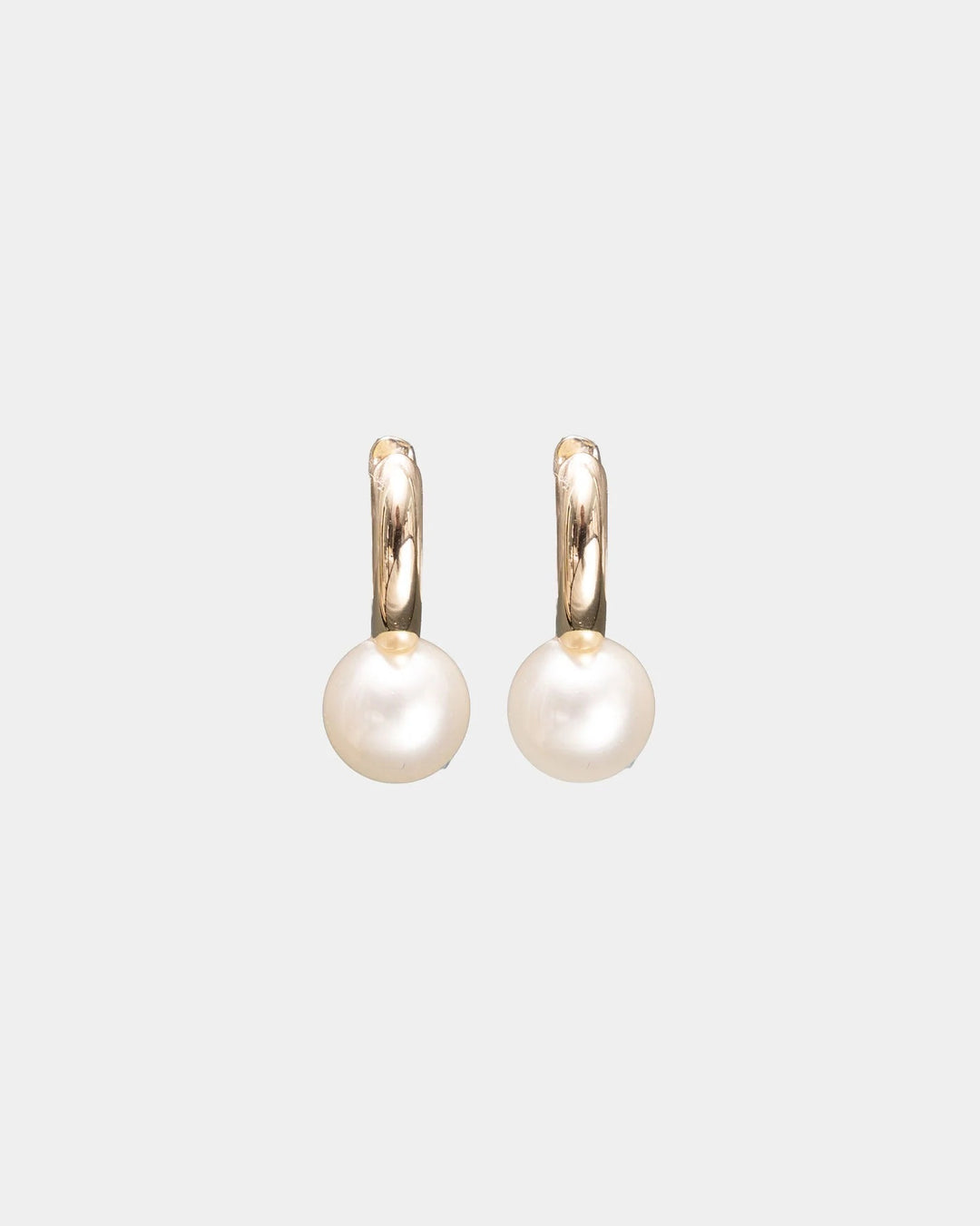 Amelie Pearl Hoops Pearl White