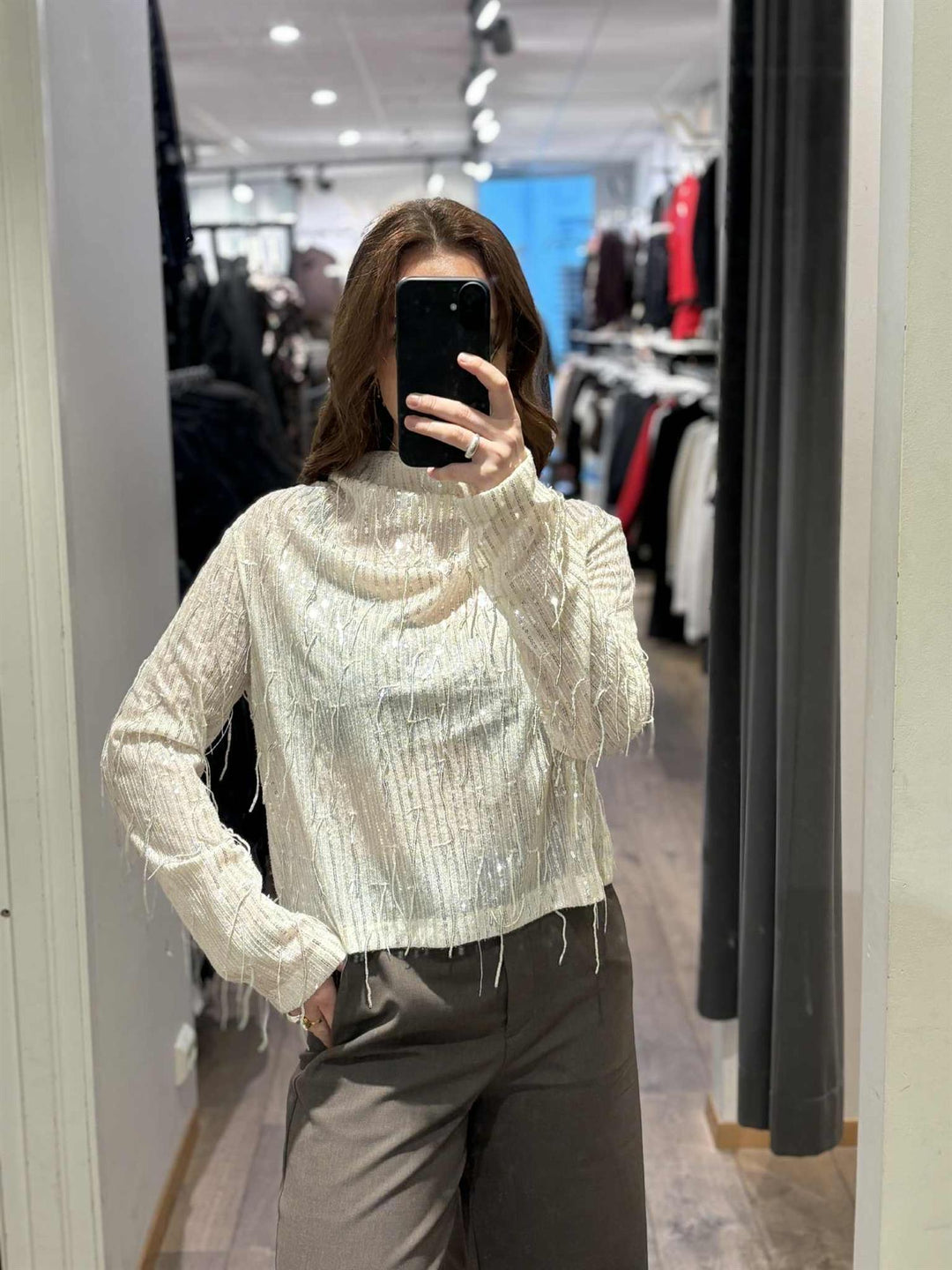 BEVERLY FRINGE TOP  Lt Gold
