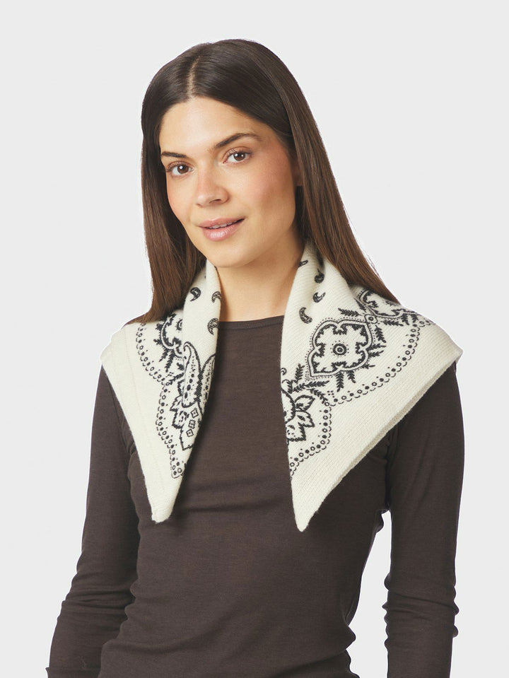 Adelina Paisley Knit Scarf  Off White