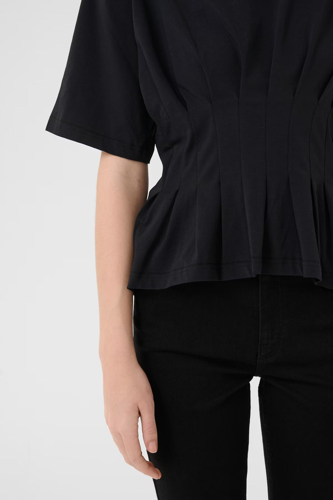 Inez tee  Black