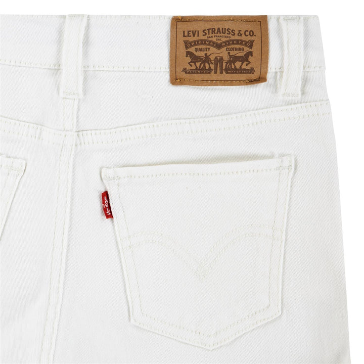 GIRLFRIEND SHORTS  Cloud Dancer