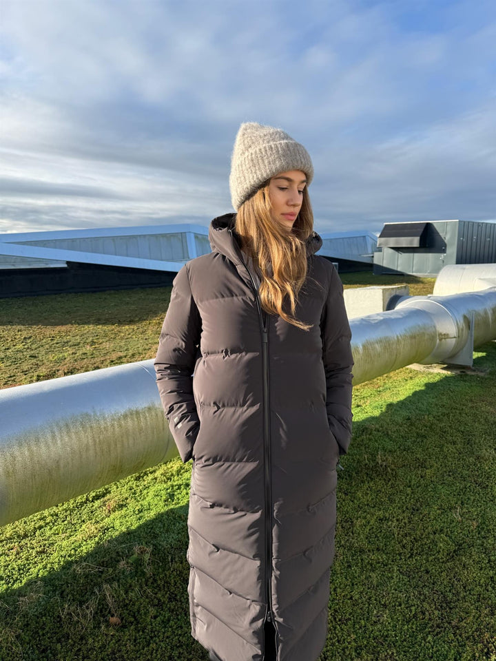 INFINITY DOWN COAT  Espresso