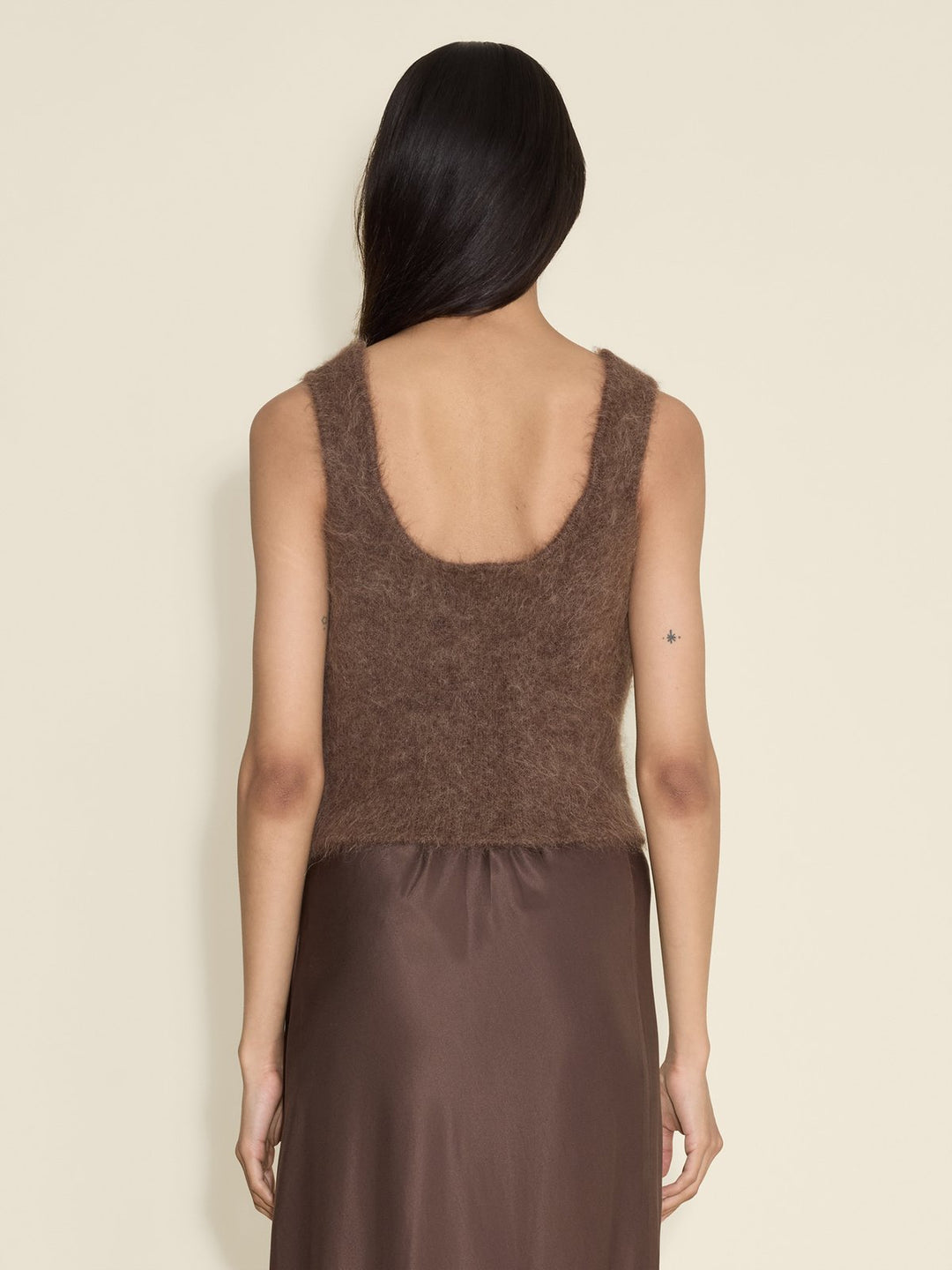 Fure Fluffy Top  Dk. Brown