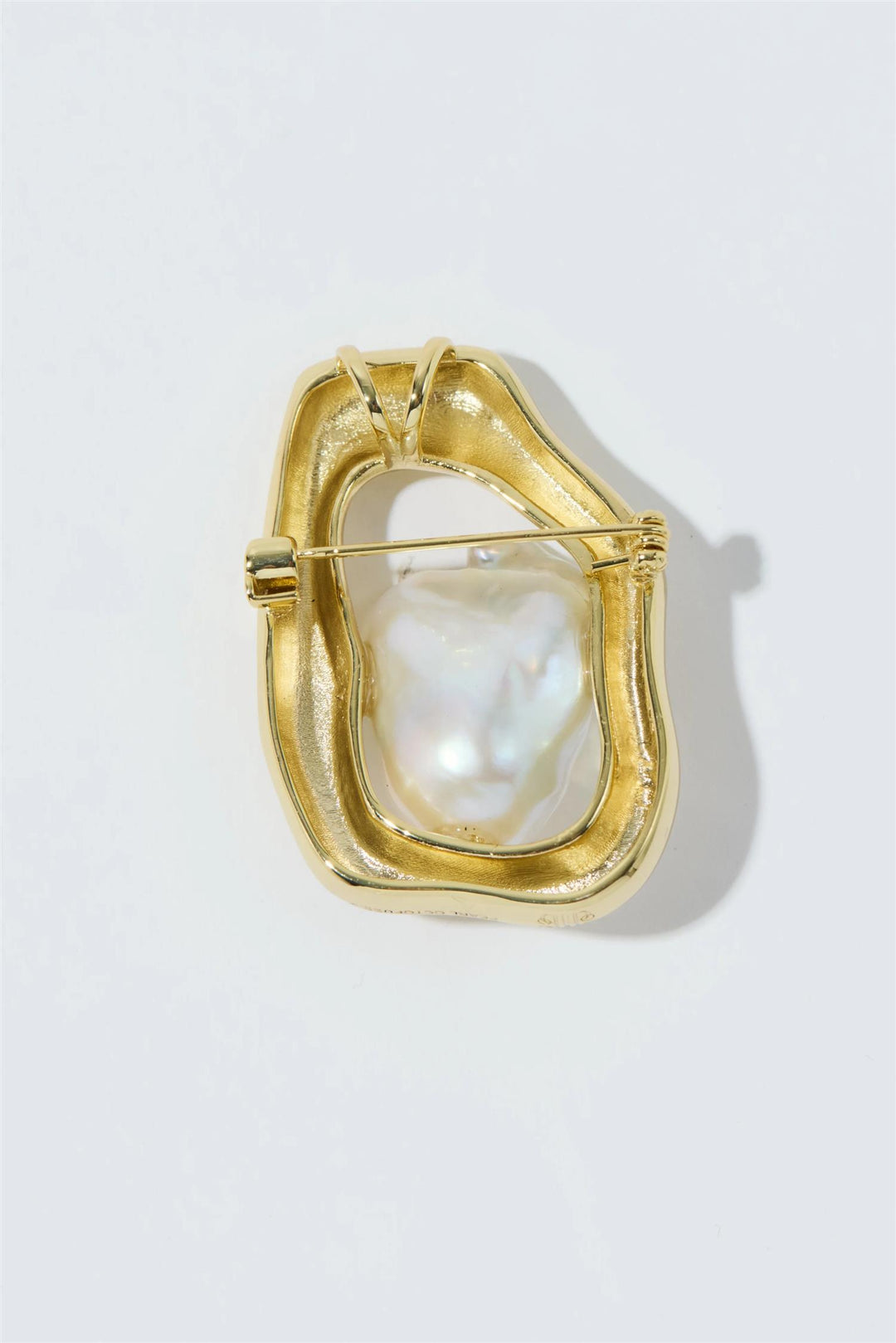 Rina Brooch  Gold