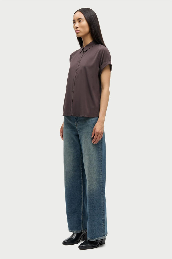 Majan Ss Shirt 9942  Black Coffee