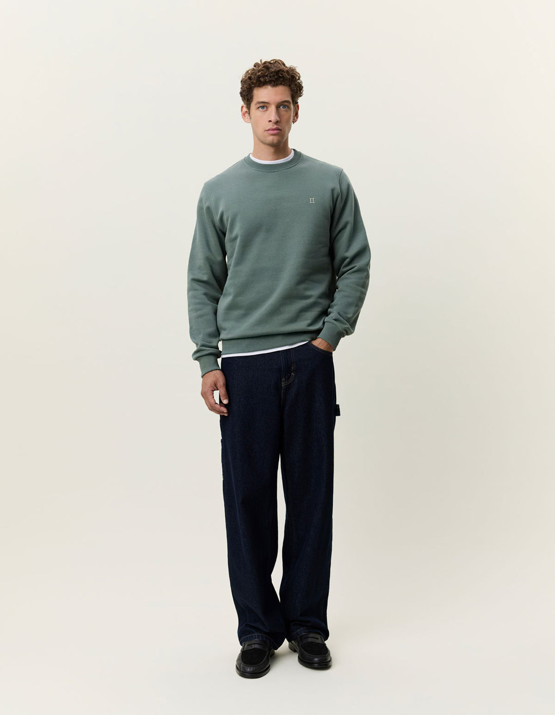 Core Seasonal Sweatshirt Laurel Wreath Green
