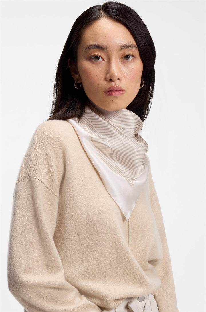 Lainy_1_90*90  Light Beige