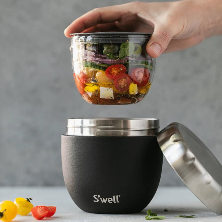 SWELL EATS  Onyx