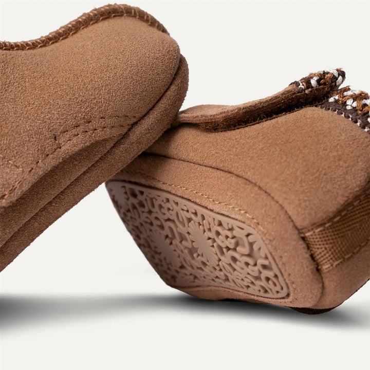 I Baby Tasman  Chestnut