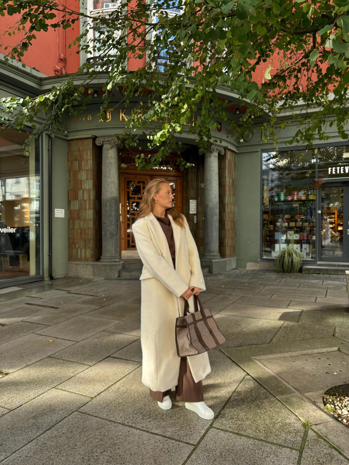 PLUSH COAT  Offwhite