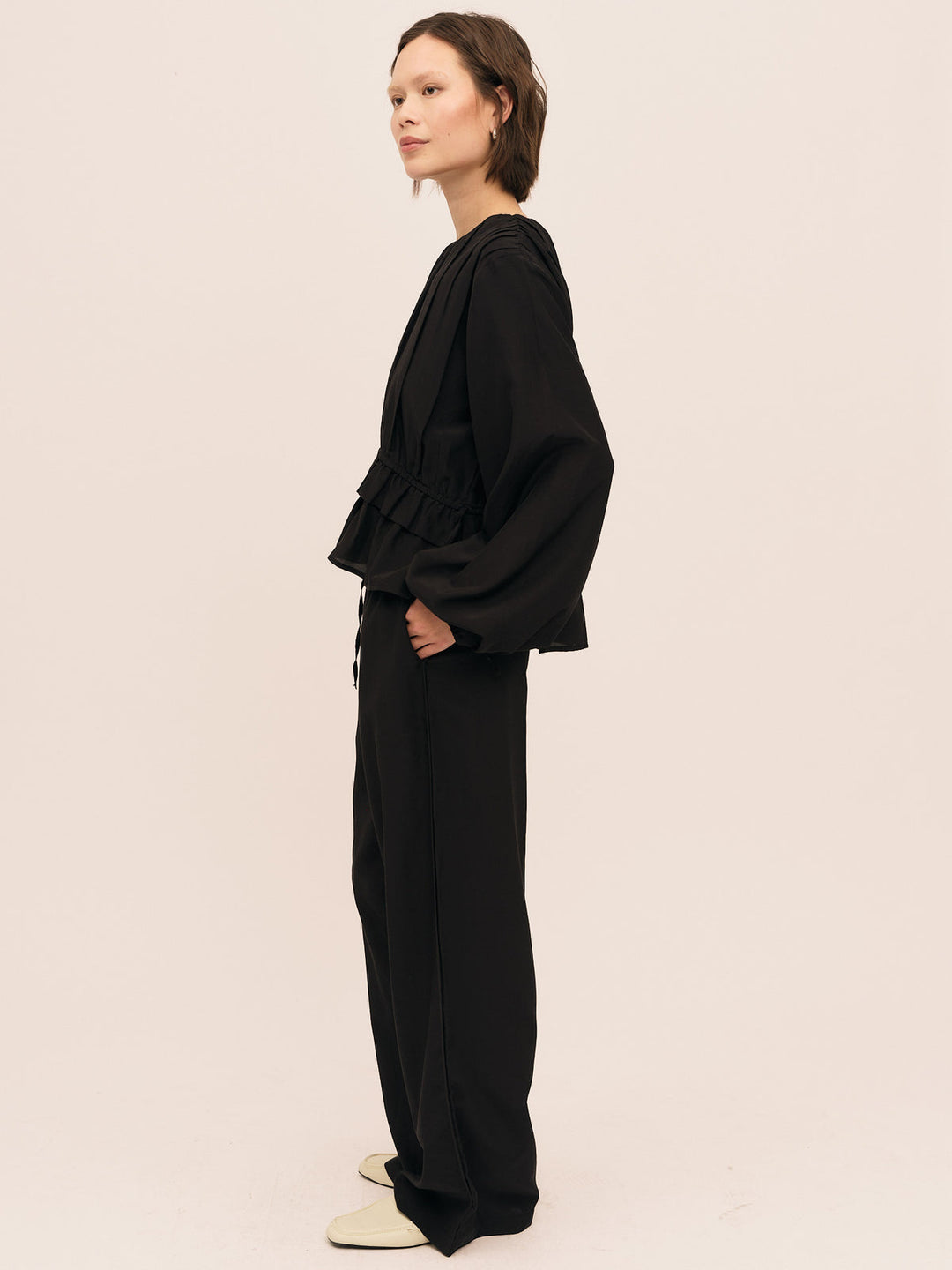 Silkey String Trouser  Black