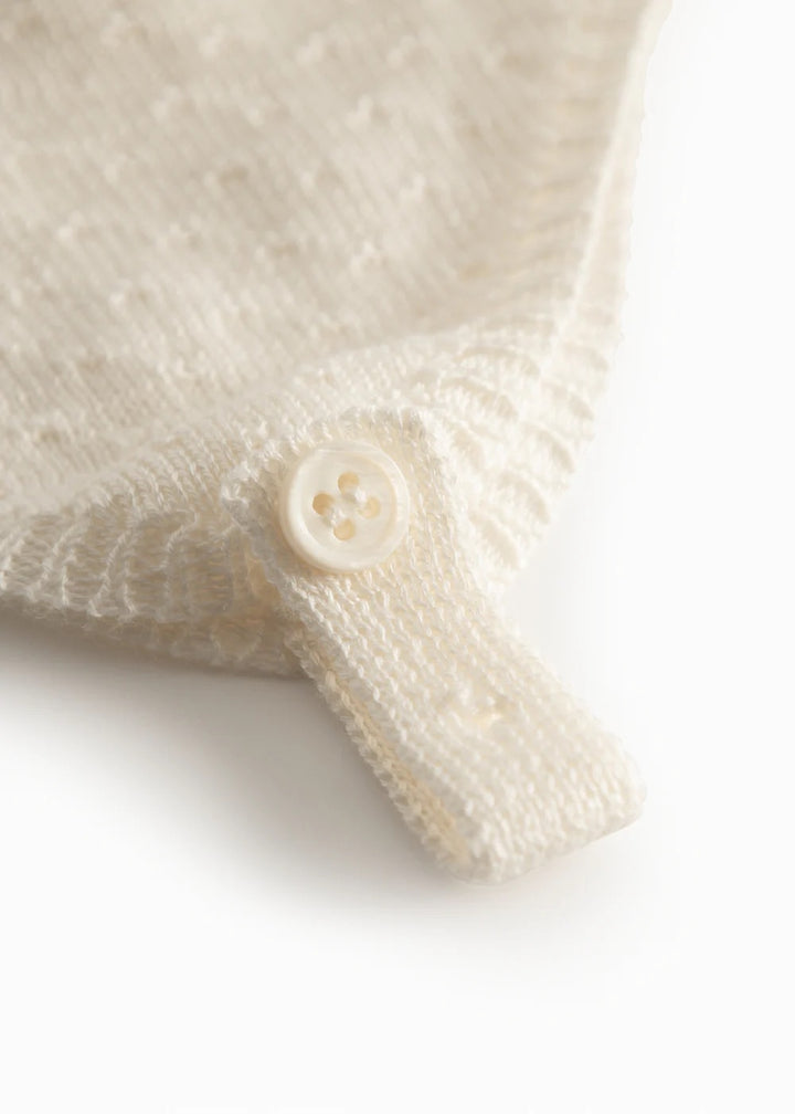 Aly  Gentle White