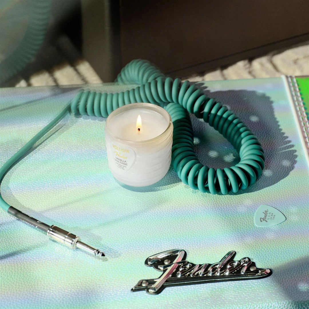 VANILLA VOLTAGE PEDESTAL CANDLE  Vanilla Voltage
