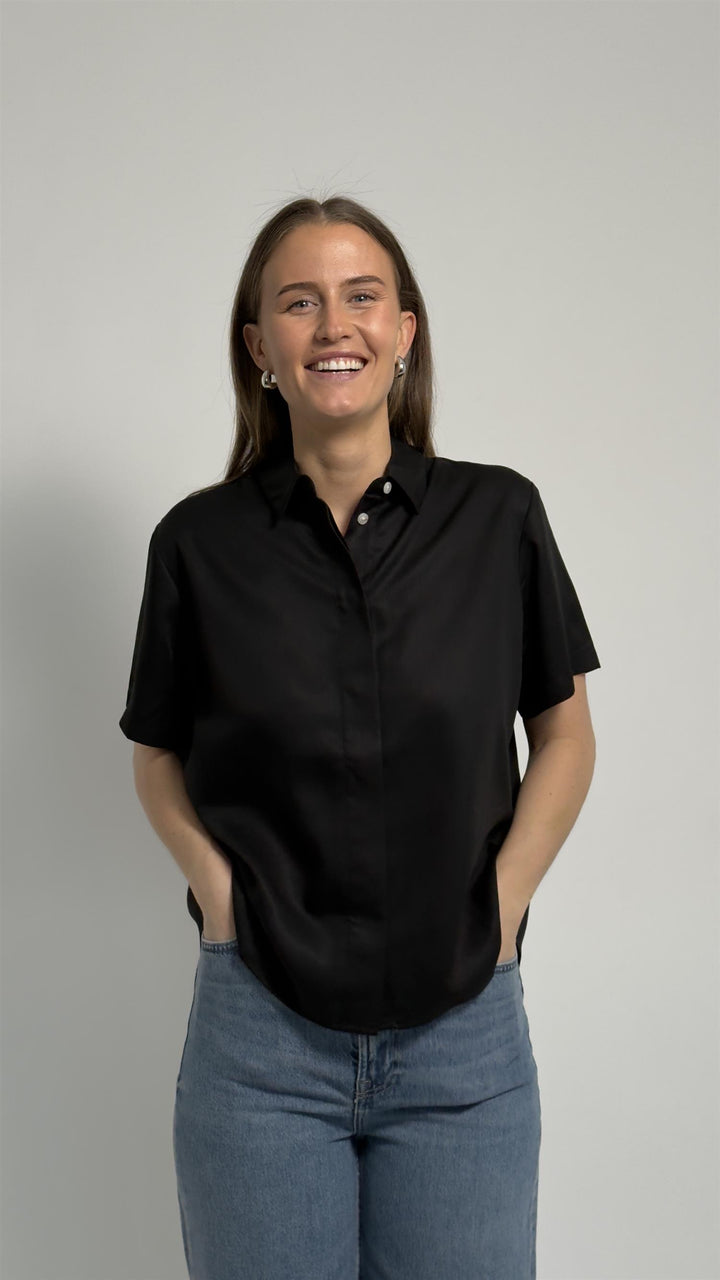 Mina ss shirt  Black