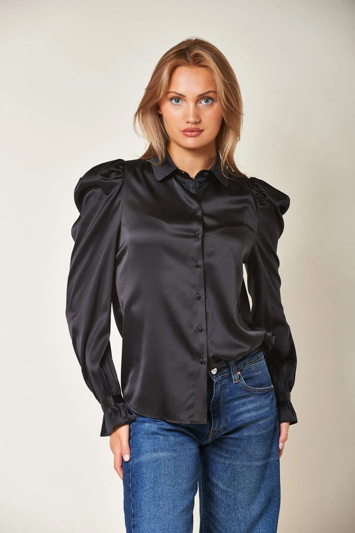 Serra  Black