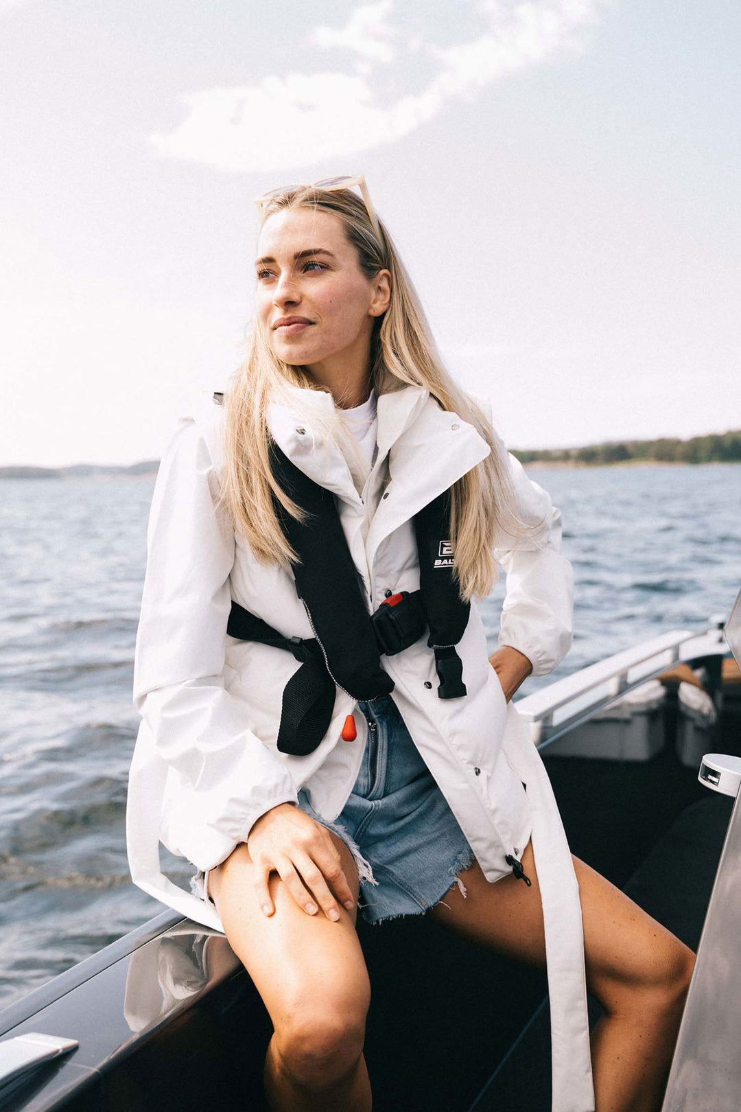 Veil Ii  Neutral White