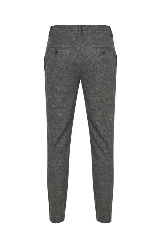 Joshpl 068  Charcoal Check