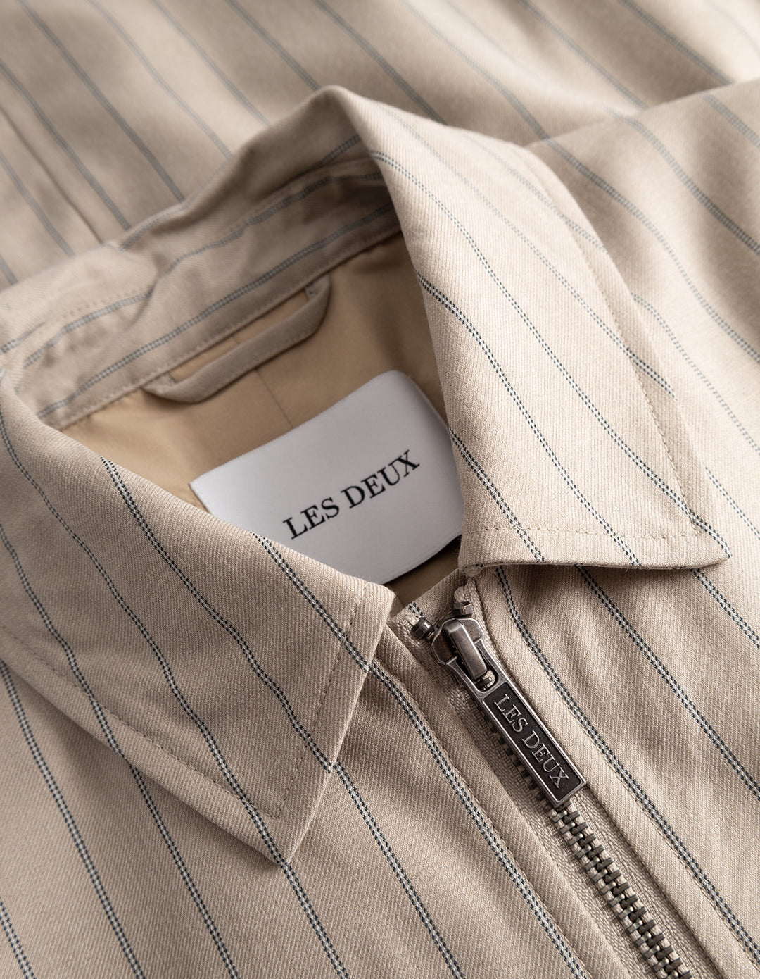 Como Pin Light Wool Coach Jacket  Dark Sand