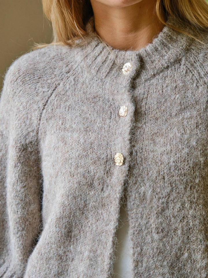 BENUTA FLUFFY KNIT CARDIGAN  Beige Melange