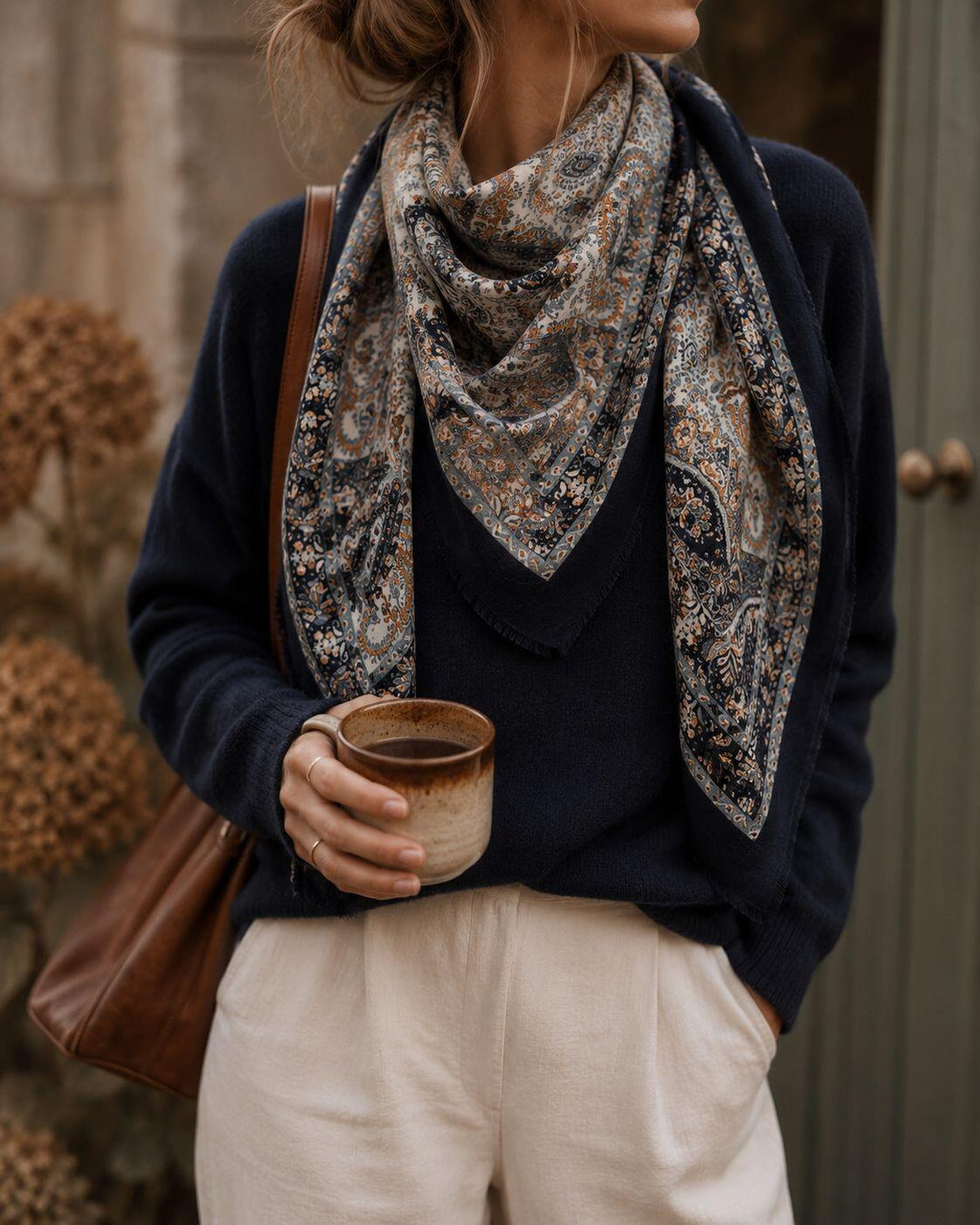 SKJERF ULL PAISLEY 95X95  Navy