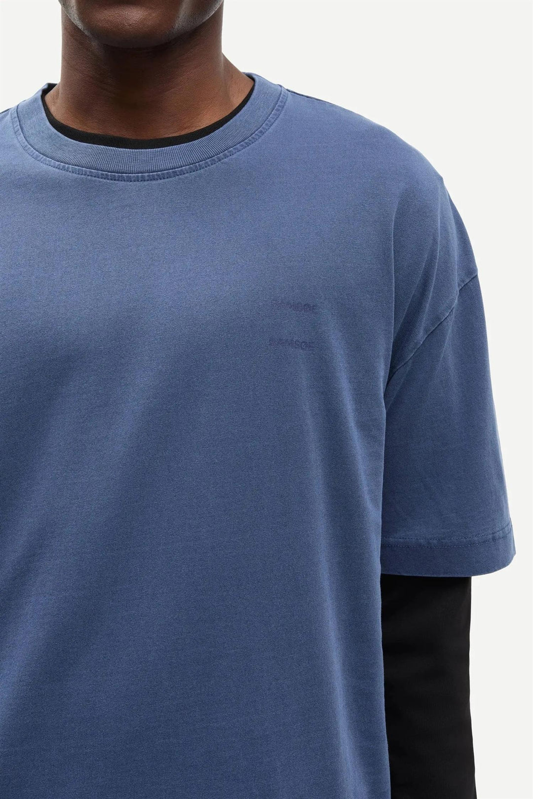 Sajoel T-Shirt  Salute