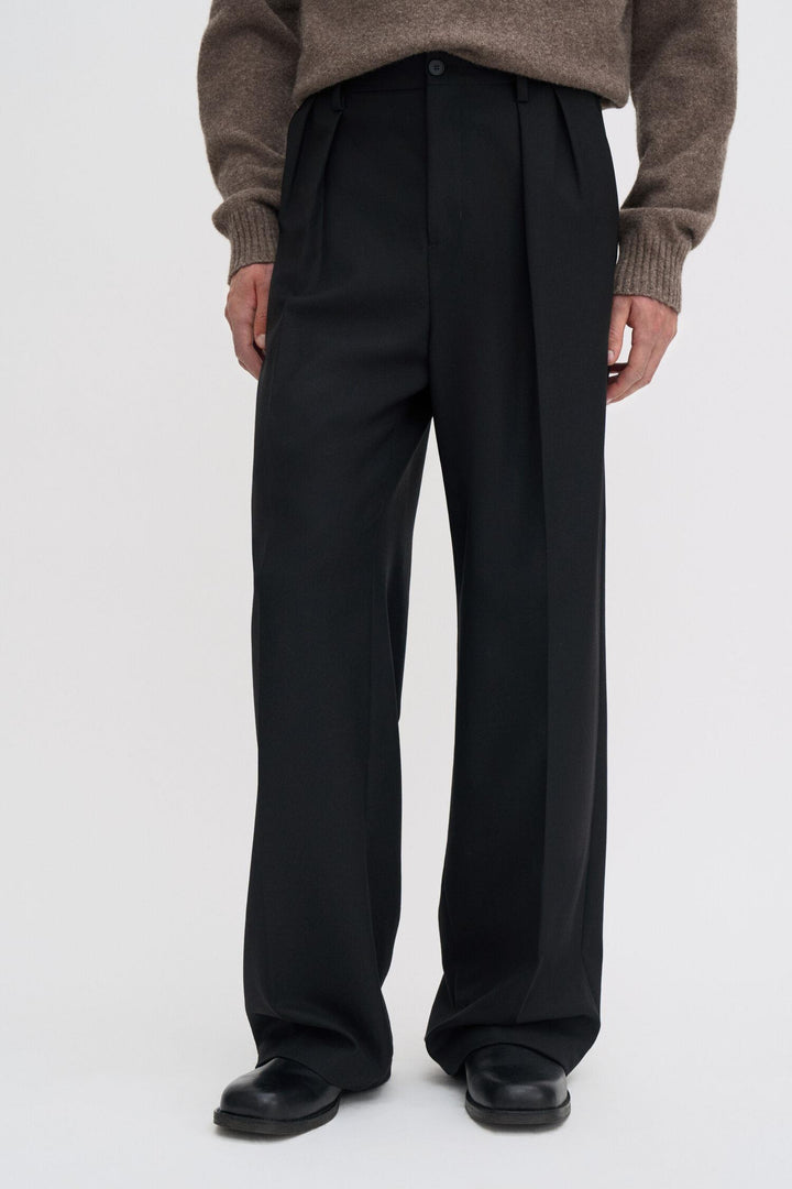 milo trousers  Black